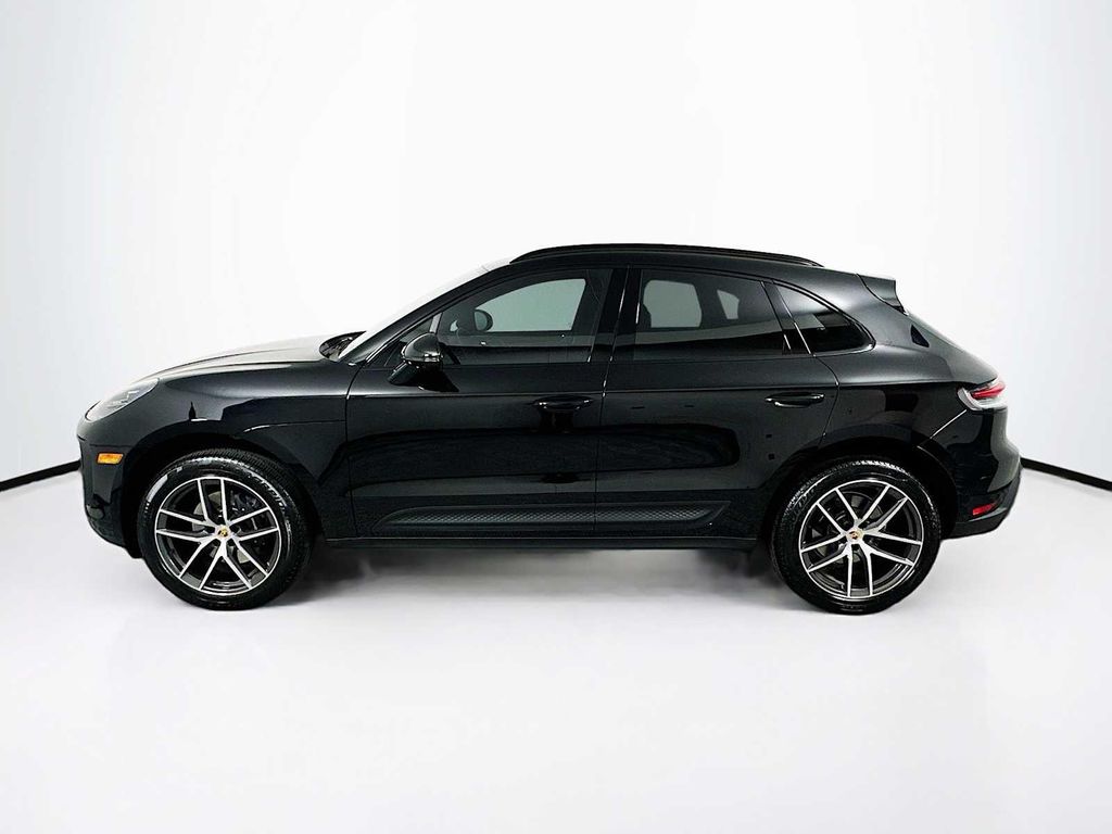 صورة 2 لـ 2026 Porsche MACAN