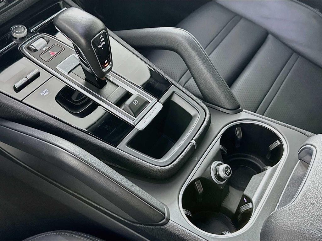 2023 Porsche CAYENNE PLATINUM EDITION 缩略图 20
