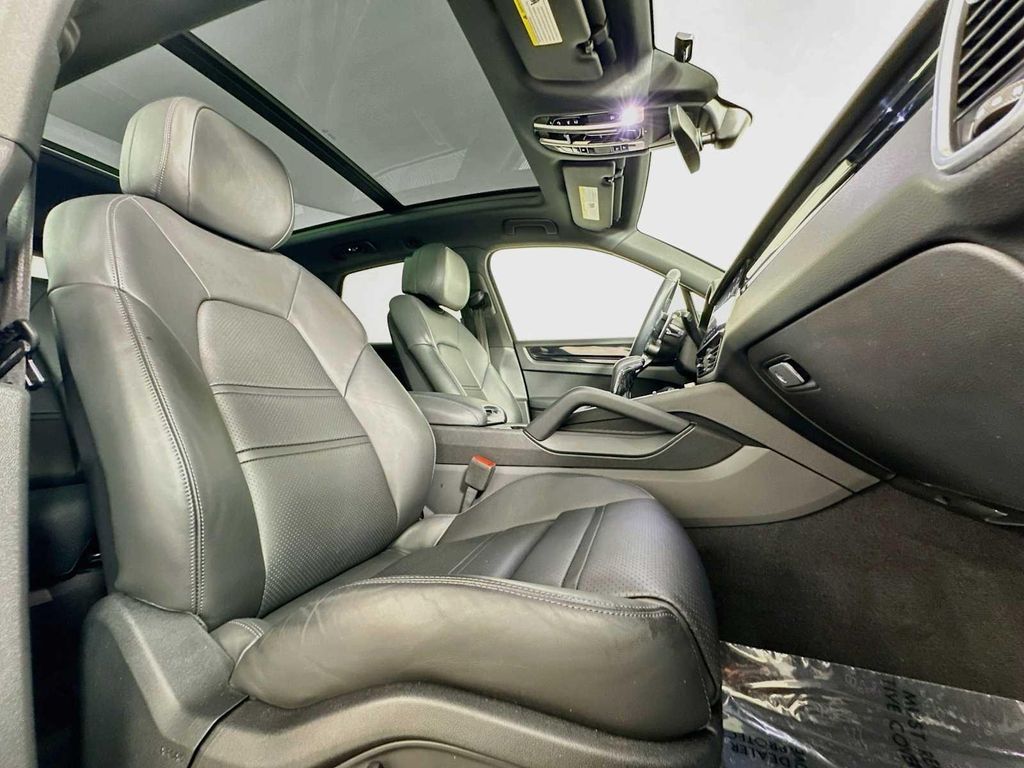 2023 Porsche CAYENNE PLATINUM EDITION 缩略图 29