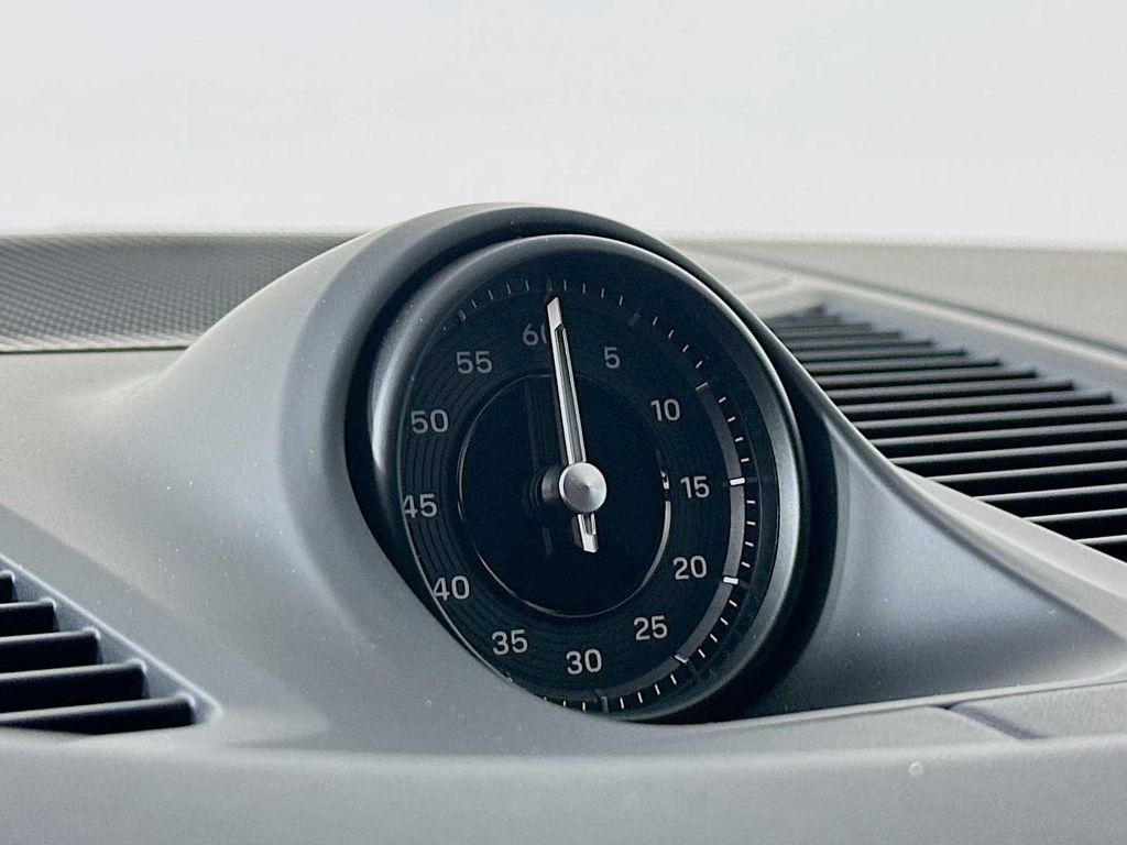 صورة مصغرة 16 لـ 2026 Porsche CAYENNE