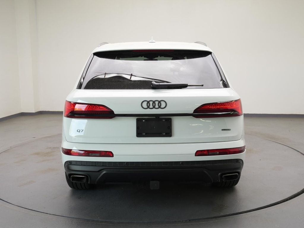 صورة 9 لـ 2025 AUDI Q7 45 PREMIUM PLUS