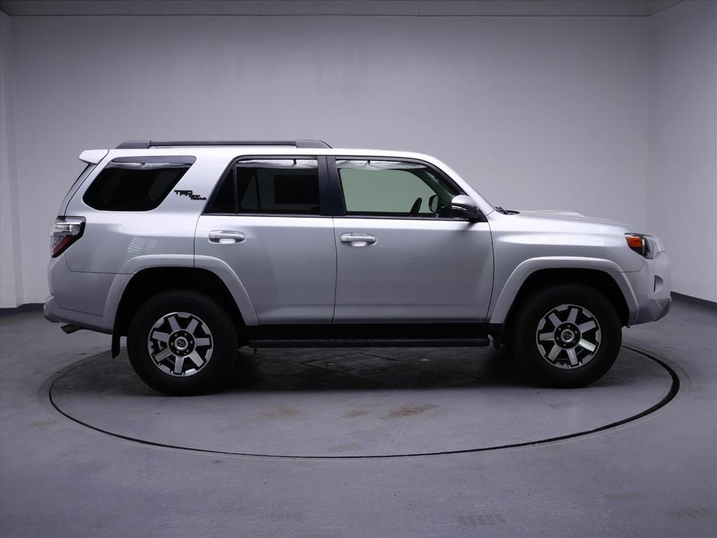 TOYOTA 4RUNNER - 5