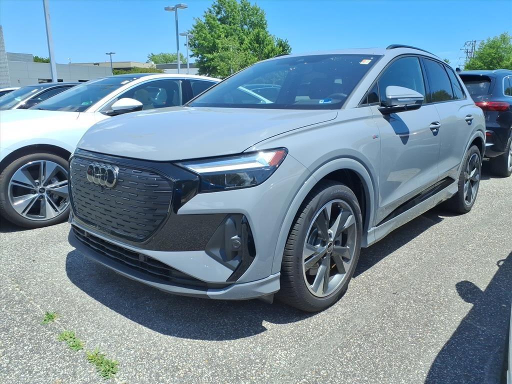 New 2025 Audi Q4 e-tron Premium Plus 55 quattro