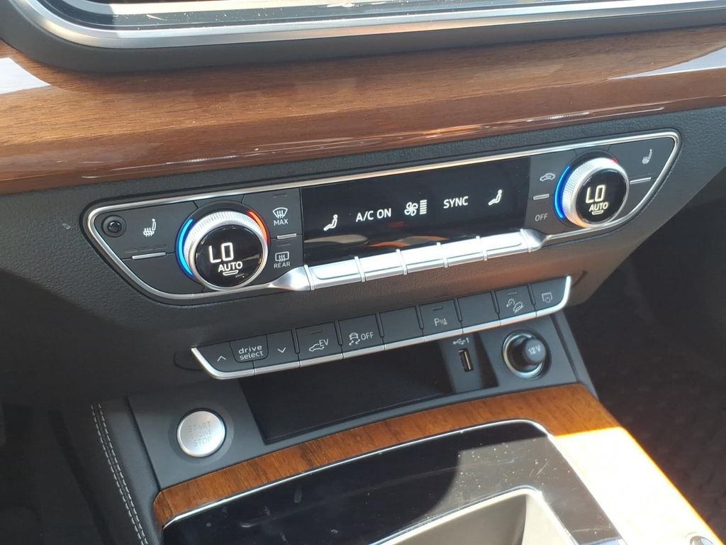 صورة 31 لـ 2023 AUDI Q5 55 S LINE PREMIUM PLUS