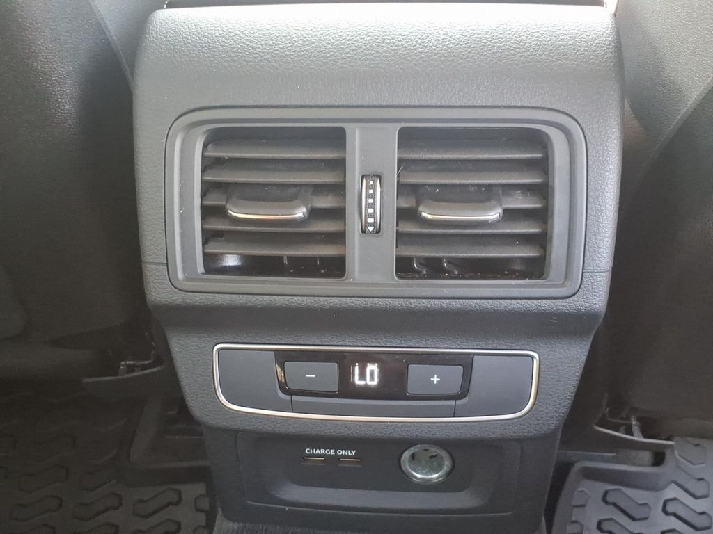 صورة 4 لـ 2023 AUDI Q5 55 S LINE PREMIUM PLUS
