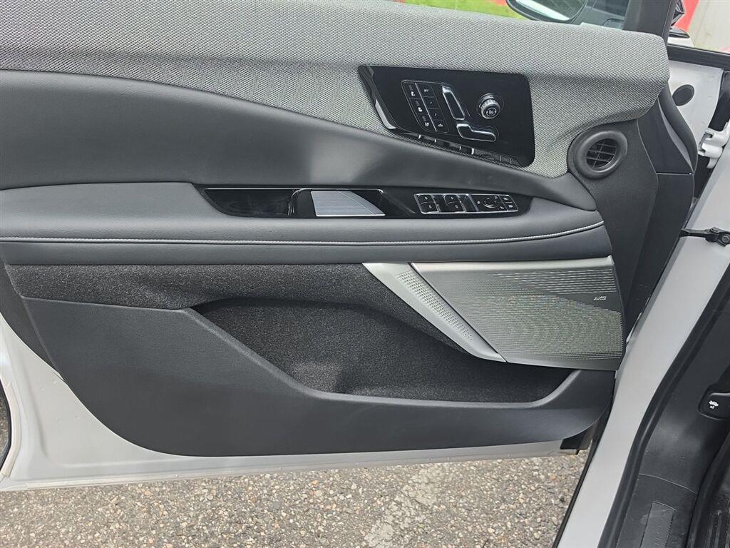 2025 Cadillac OPTIQ LUXURY 2 AWD 缩略图 11