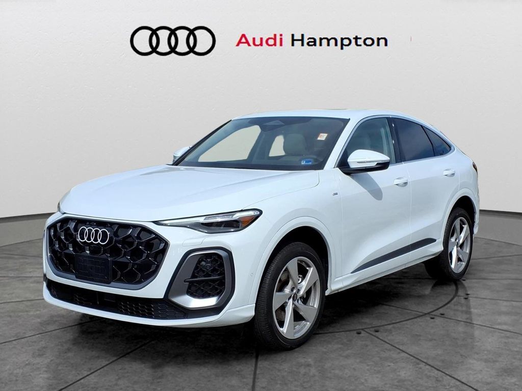 New 2025 Audi Q5 Premium Plus TFSI quattro S tronic