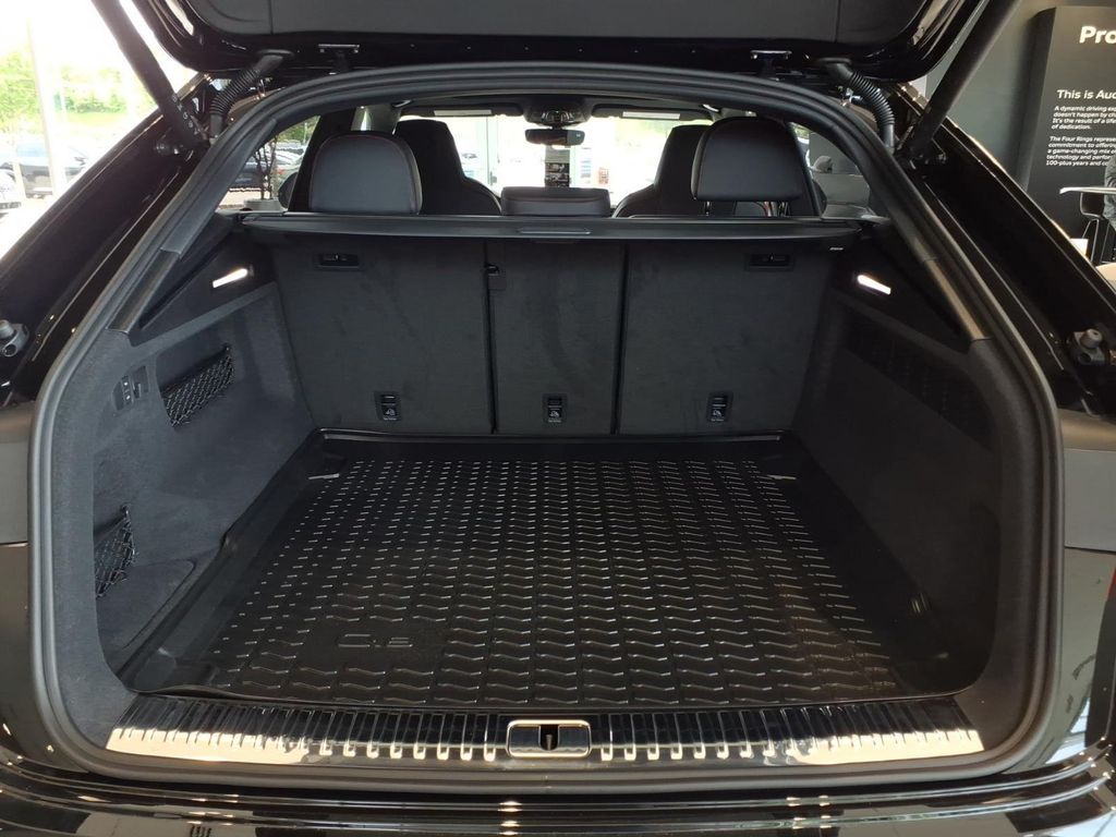 صورة مصغرة 20 لـ 2026 AUDI Q8 55 PRESTIGE