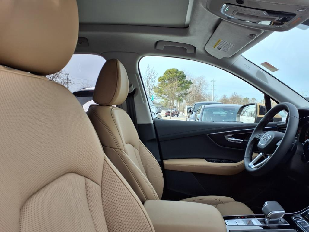 صورة 9 لـ 2025 AUDI Q7 55 PRESTIGE