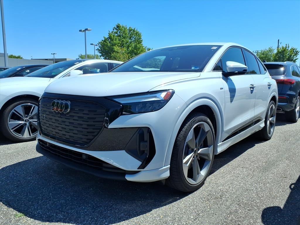 New 2025 Audi Q4 e-tron Sportback Premium Plus 55 quattro