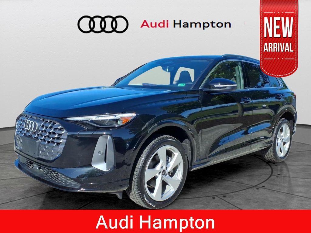 New 2025 Audi Q5 Premium Plus TFSI quattro S tronic