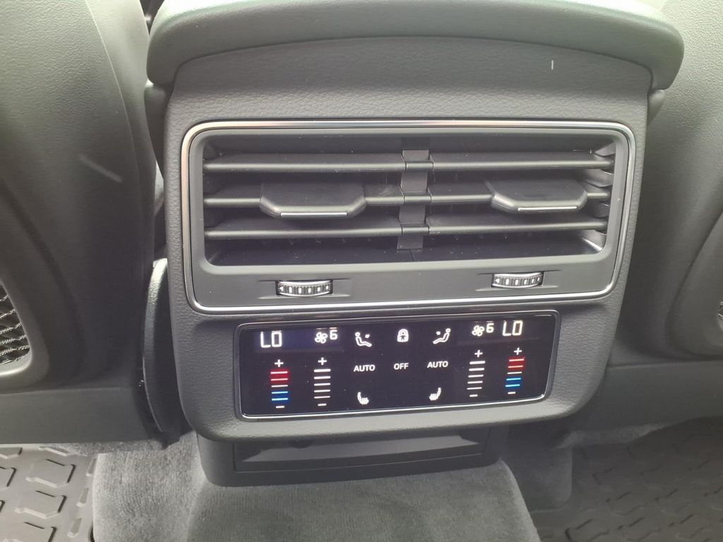 صورة مصغرة 15 لـ 2026 AUDI Q7 55 PRESTIGE