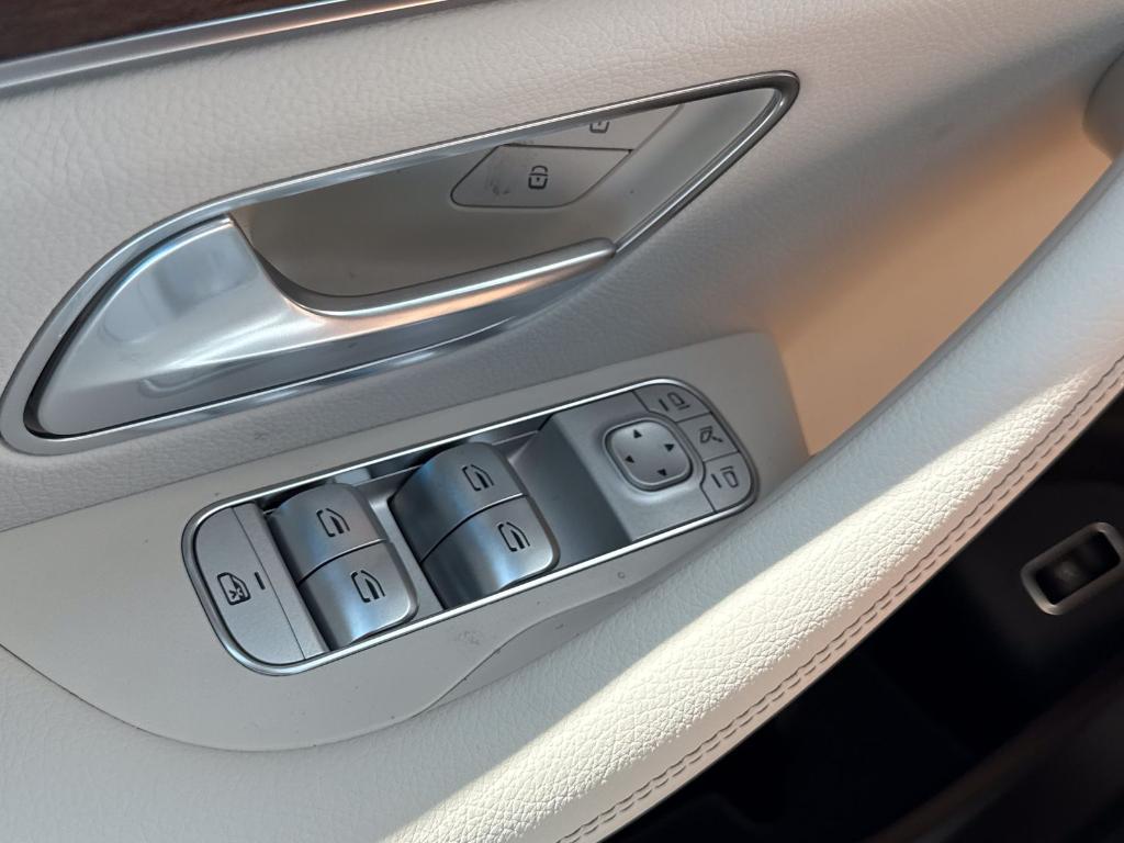 صورة مصغرة 15 لـ 2026 Mercedes-BENZ GLE