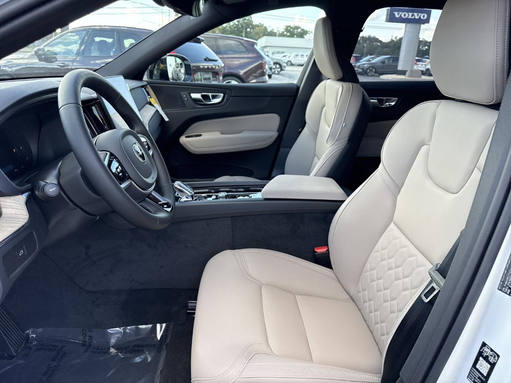 2026 Volvo XC60 B5 PLUS 照片 10