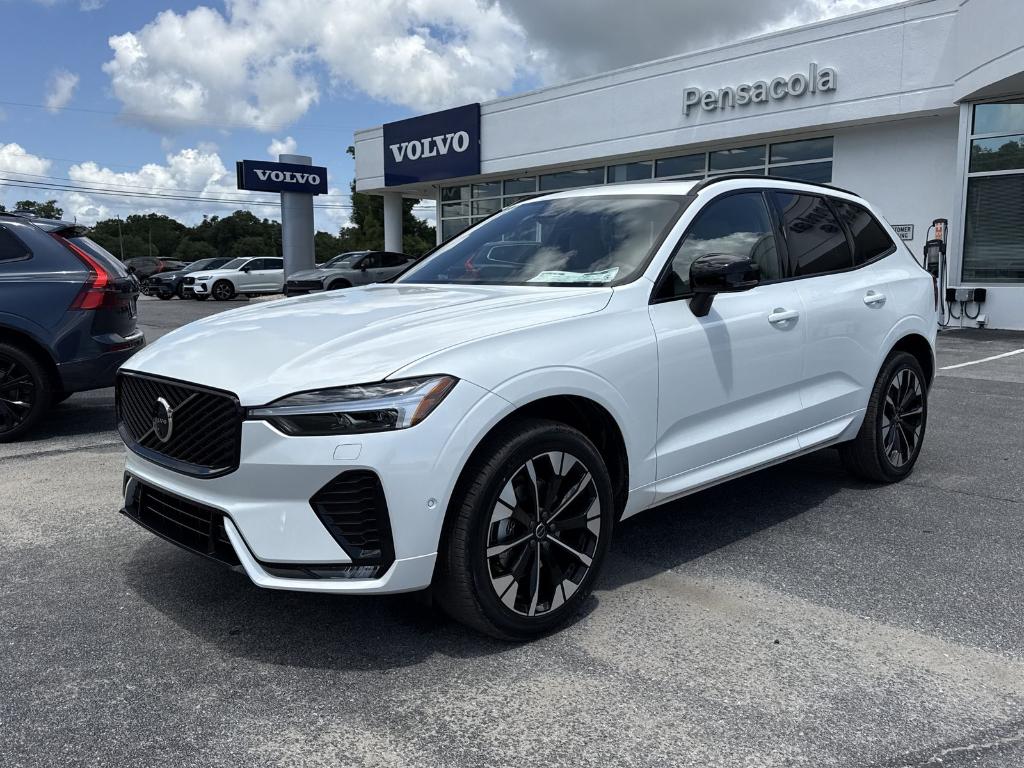 New 2026 Volvo XC60 B5 Plus