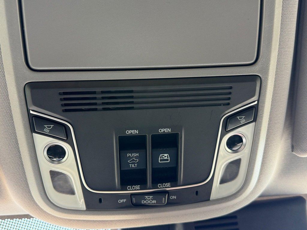 2023 Honda RIDGELINE RTL-E 缩略图 35