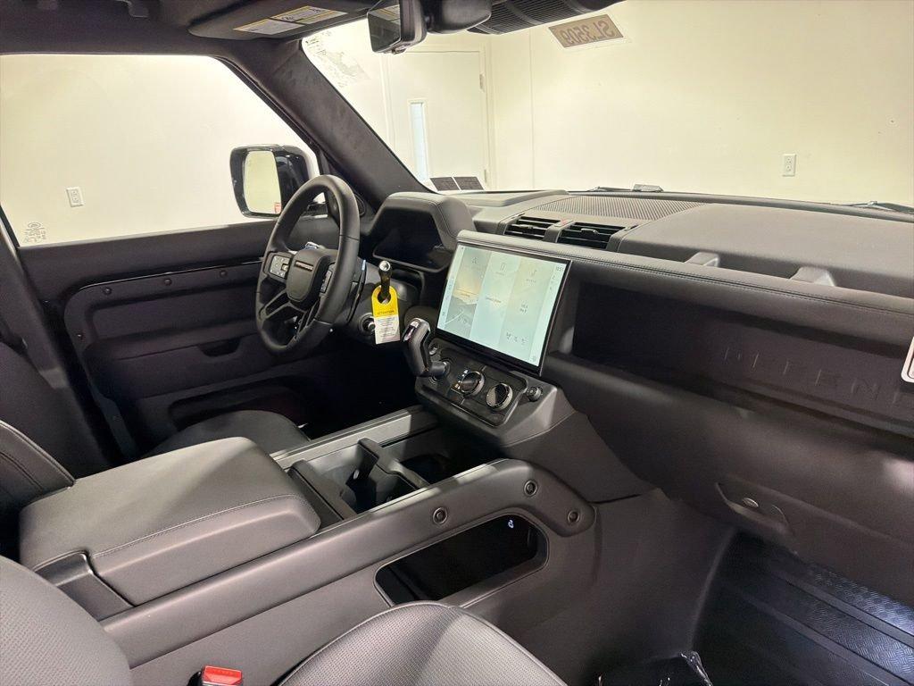 صورة مصغرة 24 لـ 2026 LAND Rover DEFENDER OCTA