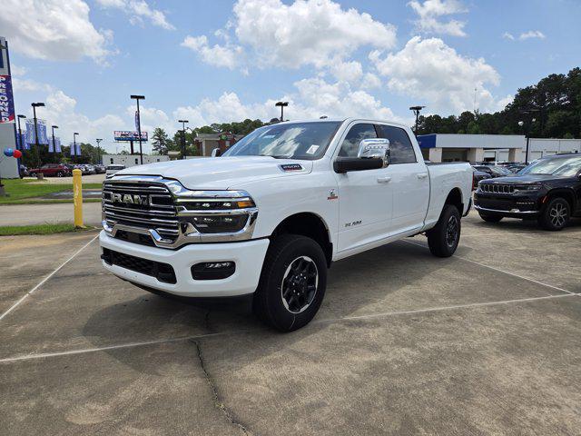 New 2025 RAM 2500 Laramie Crew Cab 4x4 6'4' Box
