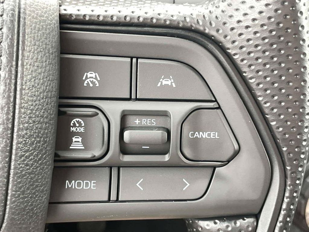 2026 Toyota TACOMA SR5 缩略图 31