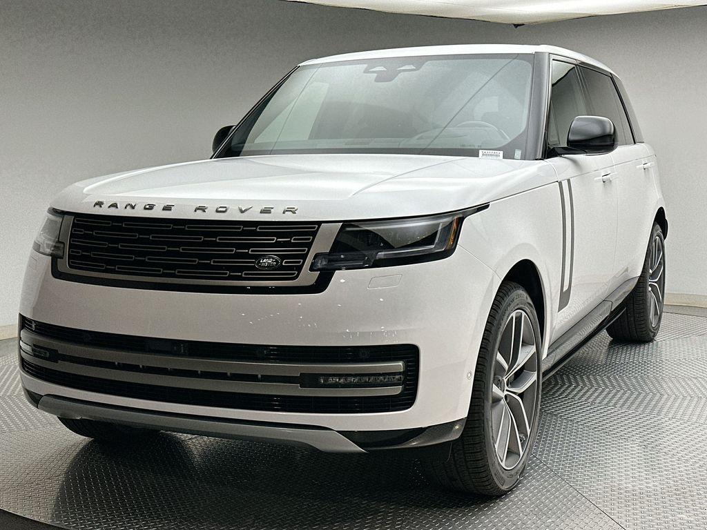 New 2026 Land Rover Range Rover P400 SE 7 Seat