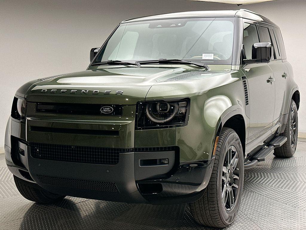New 2026 Land Rover Defender P400 X-Dynamic SE