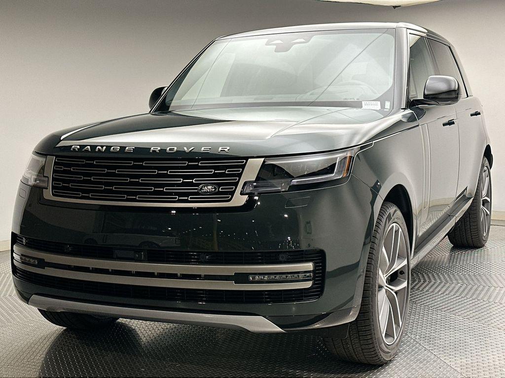 New 2026 Land Rover Range Rover P400 SE 7 Seat