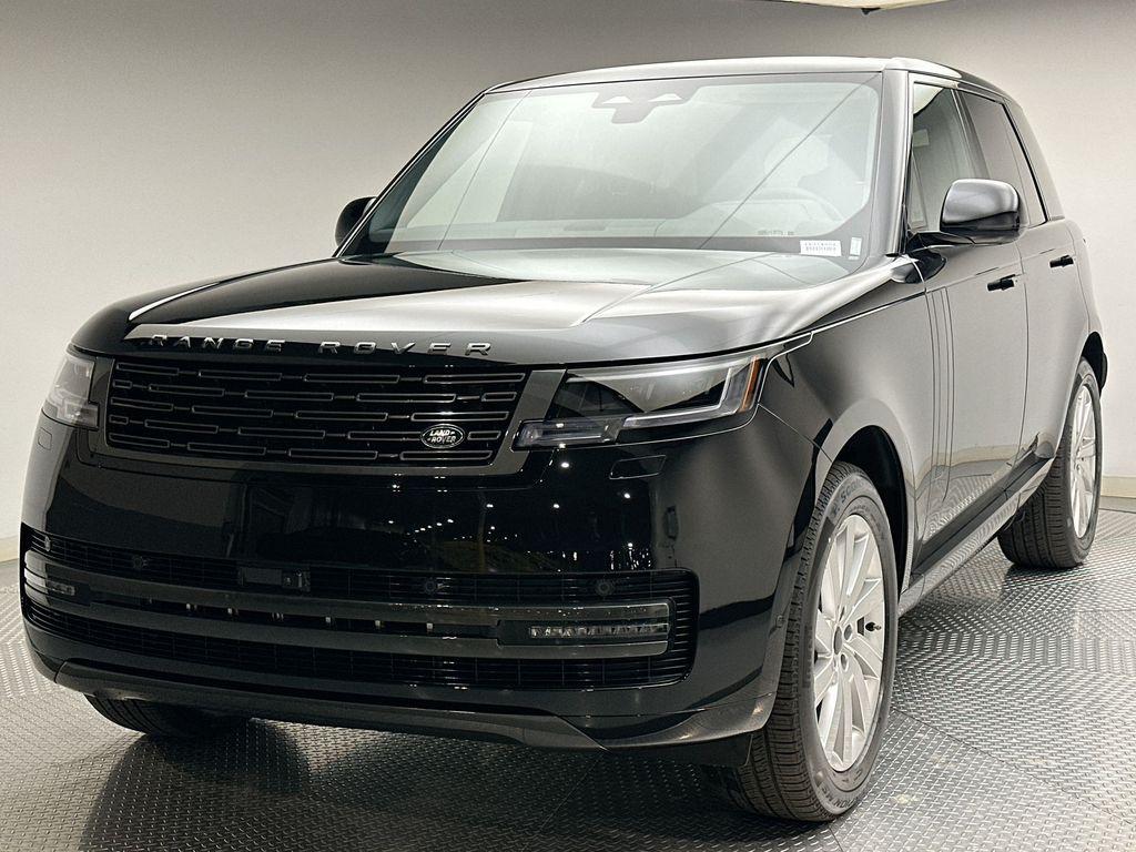 New 2026 Land Rover Range Rover P400 SE