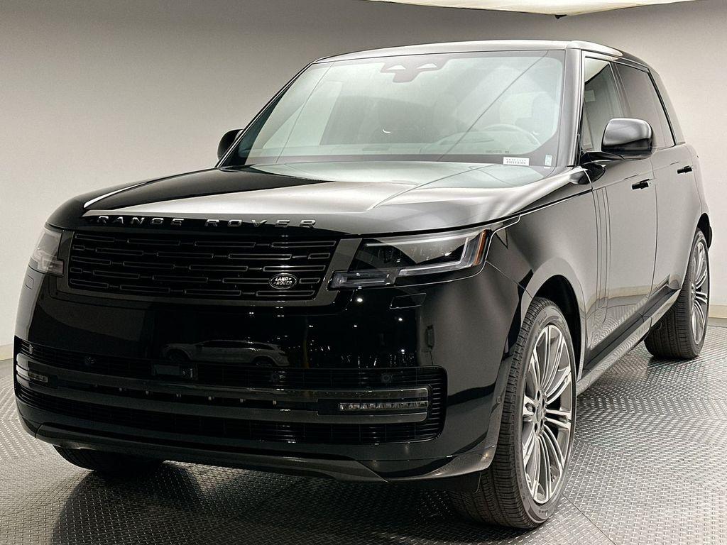 New 2026 Land Rover Range Rover P400 SE 7 Seat