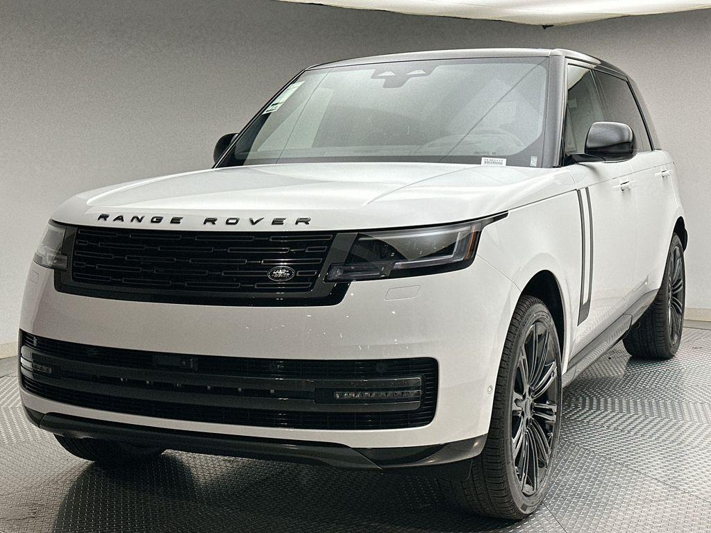 New 2026 Land Rover Range Rover P400 SE 7 Seat