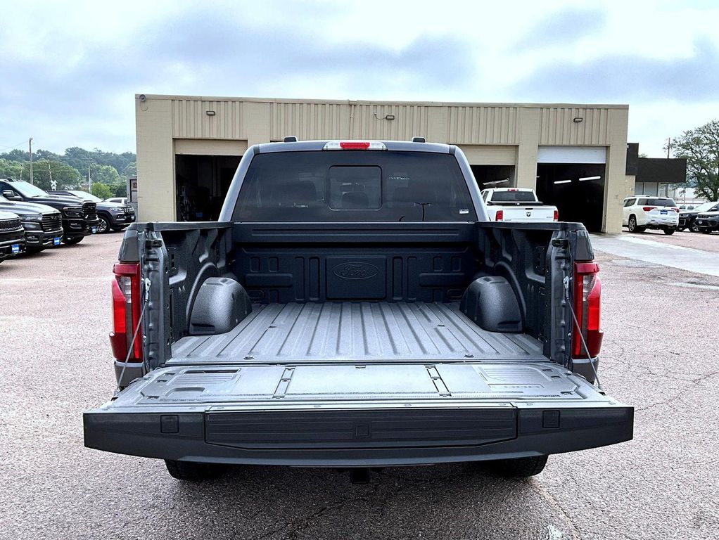 2024 FORD F-150 XLT — фото 9
