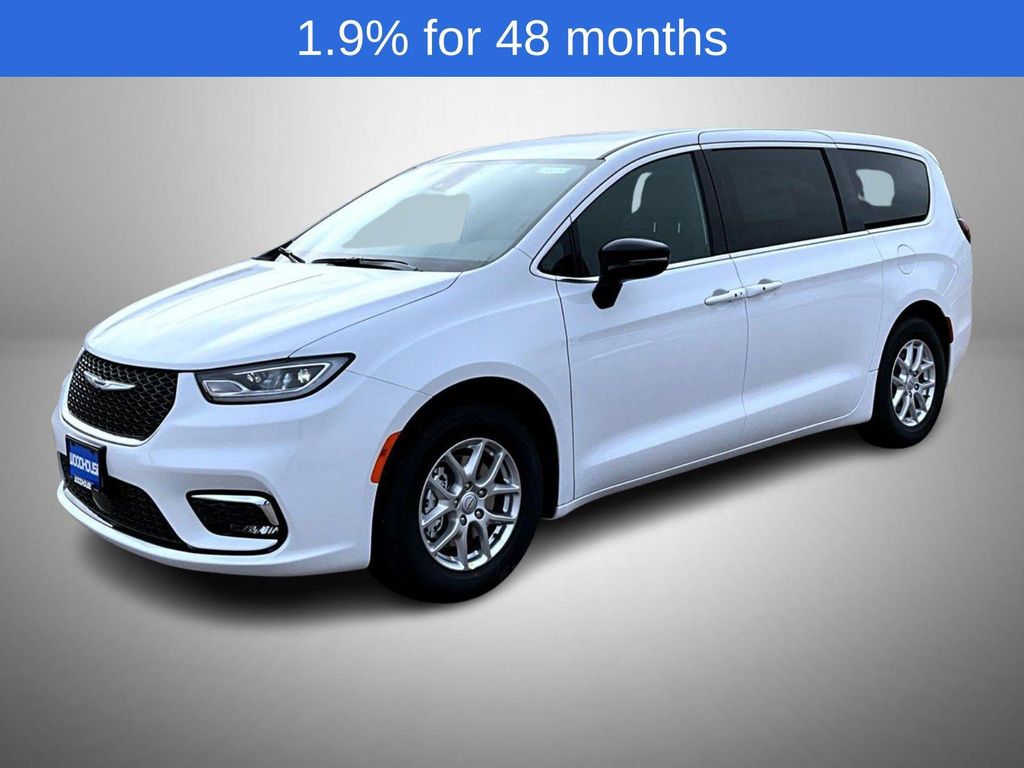 New 2026 Chrysler Pacifica L