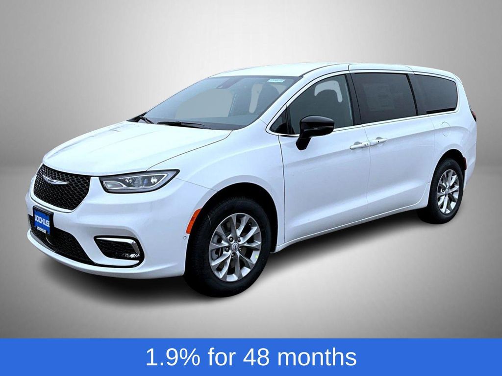 New 2026 Chrysler Pacifica L