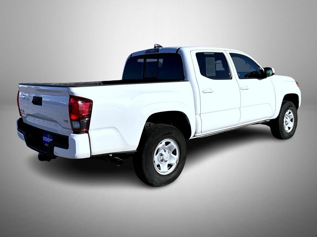 صورة 5 لـ 2023 Toyota TACOMA SR
