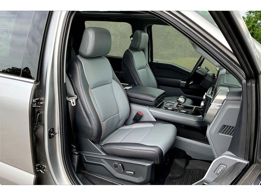 FORD F-150 LARIAT - 9