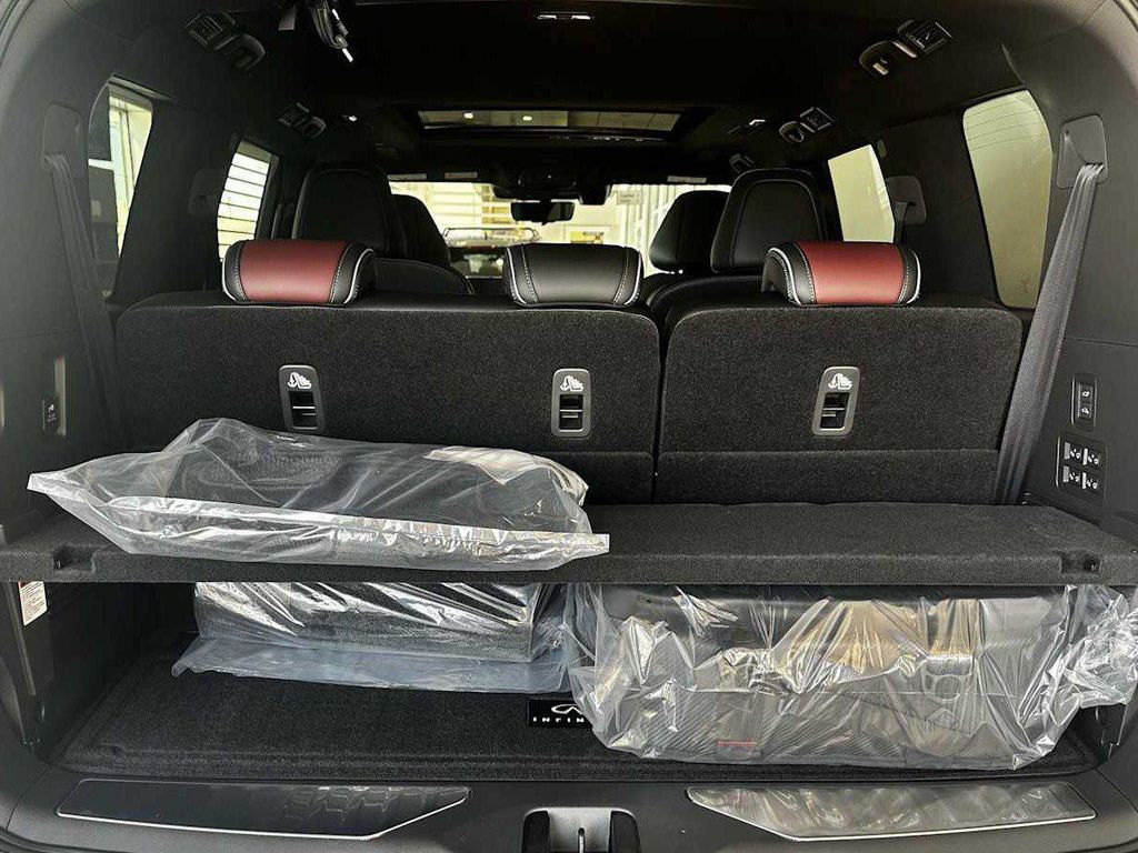صورة 10 لـ 2027 Infiniti QX80 AUTOGRAPH