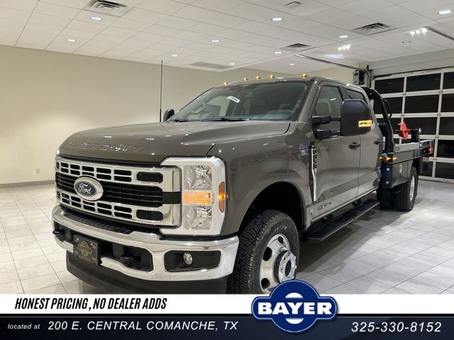 New 2026 Ford F-350 XLT