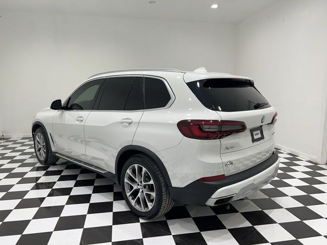 صورة 3 لـ 2021 BMW X5 XDRIVE40I