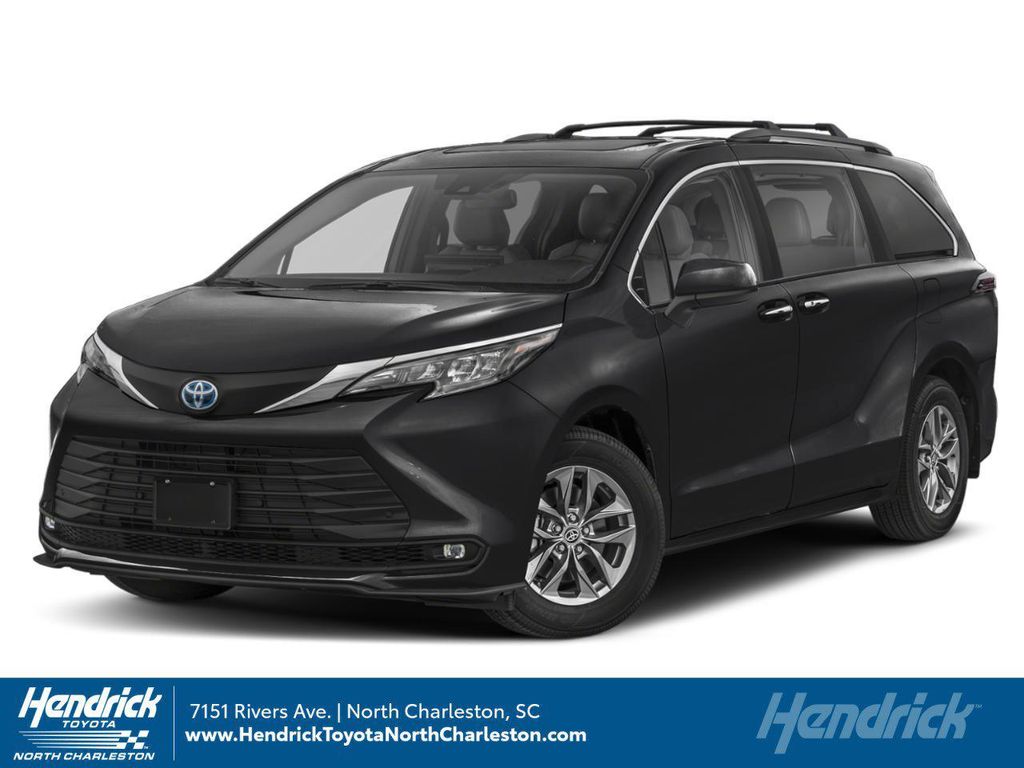 New 2026 Toyota Sienna XLE