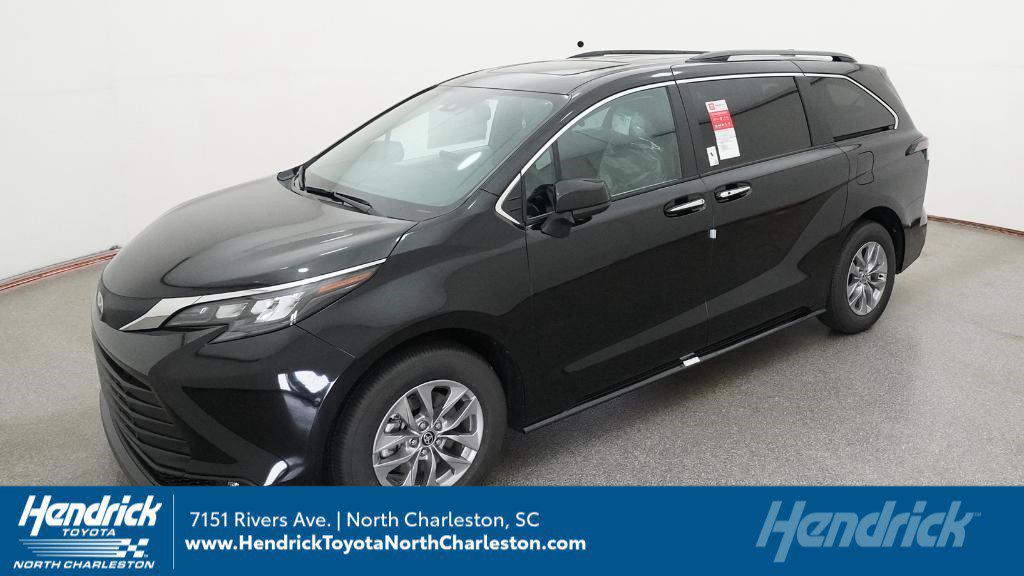 New 2026 Toyota Sienna XLE
