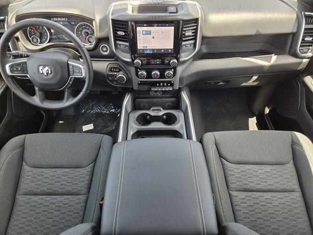 صورة مصغرة 21 لـ 2026 RAM 1500 EXPRESS