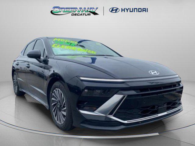 New 2025 Hyundai SONATA Hybrid SE
