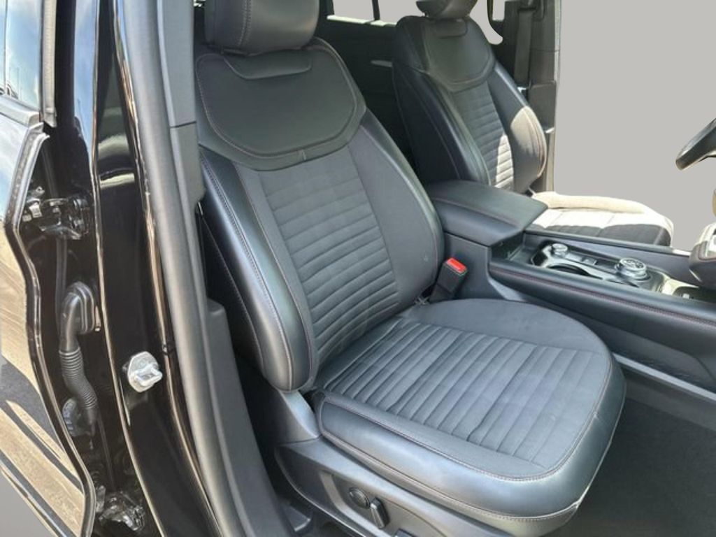2025 FORD EXPLORER ST-LINE — миниатюра 24