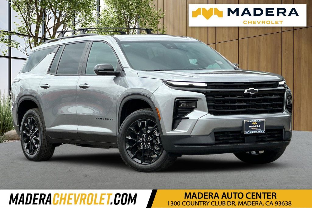New 2026 Chevrolet Traverse LT