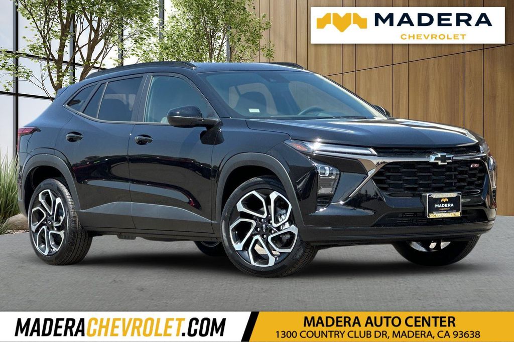 New 2026 Chevrolet Trax FWD 2RS