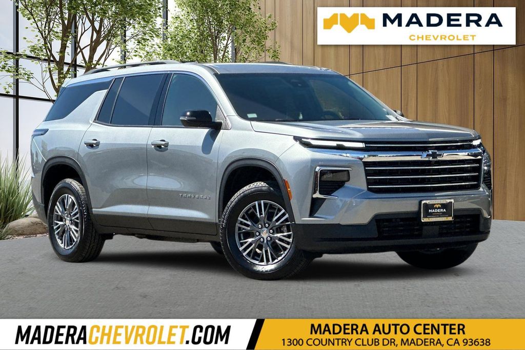 New 2026 Chevrolet Traverse LT