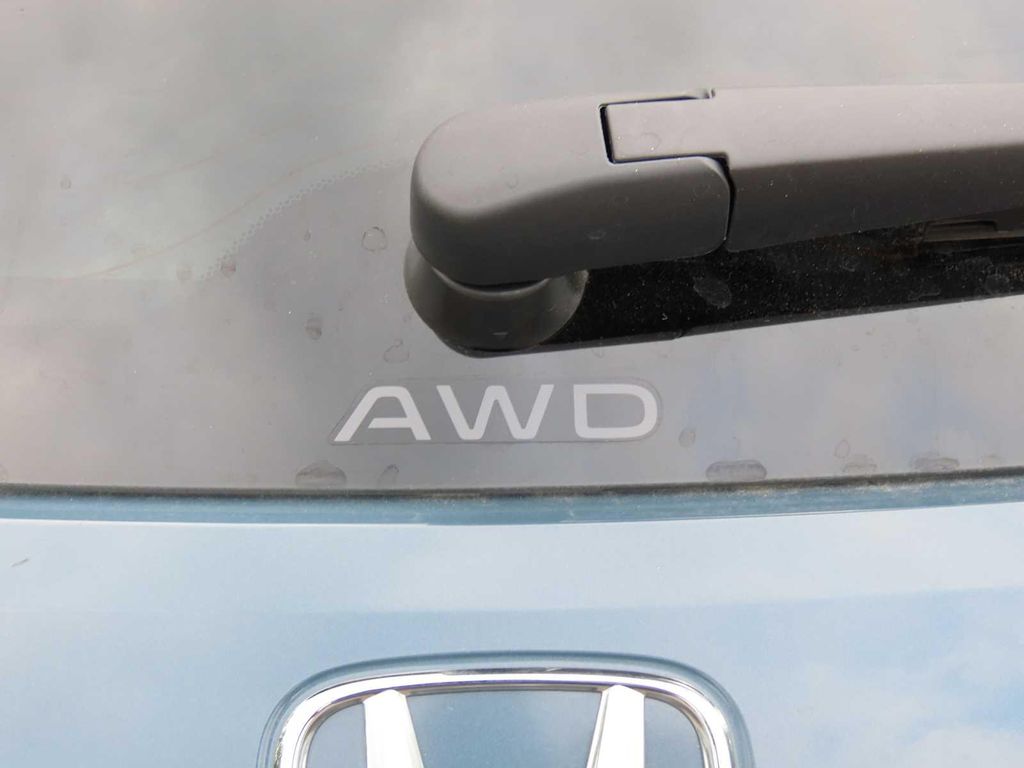 صورة 9 لـ 2027 Honda HR-V SPORT AWD