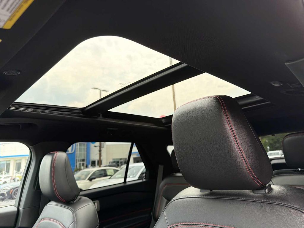 صورة مصغرة 23 لـ 2022 FORD EXPLORER ST-LINE