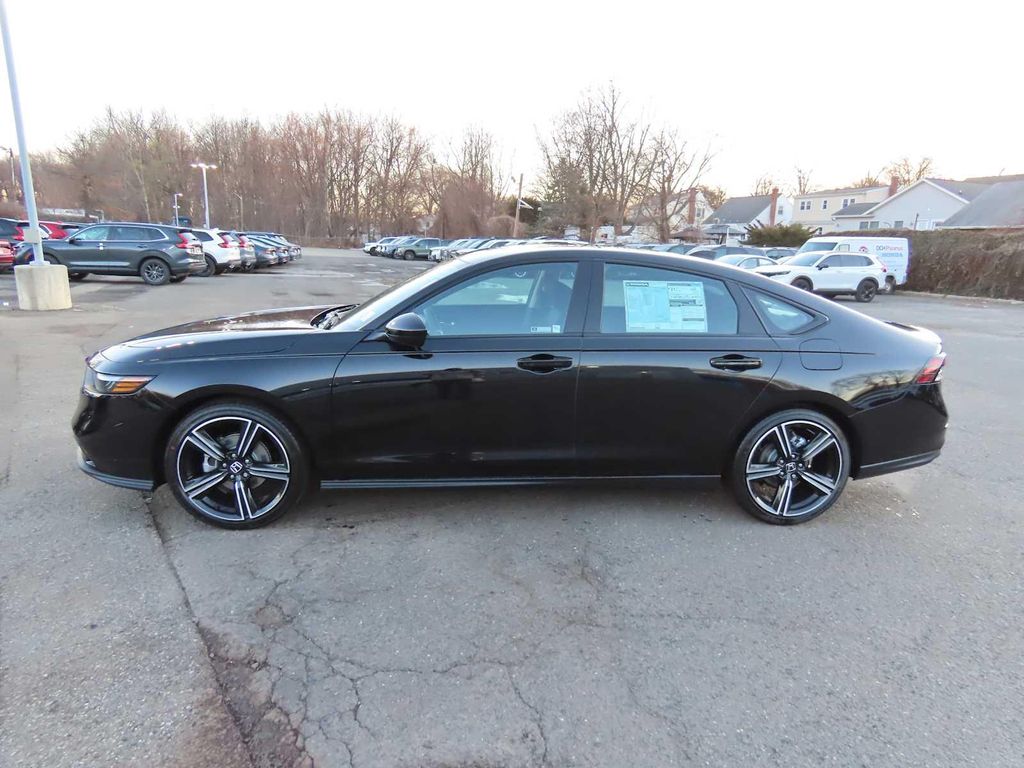 صورة 3 لـ 2026 Honda ACCORD SE