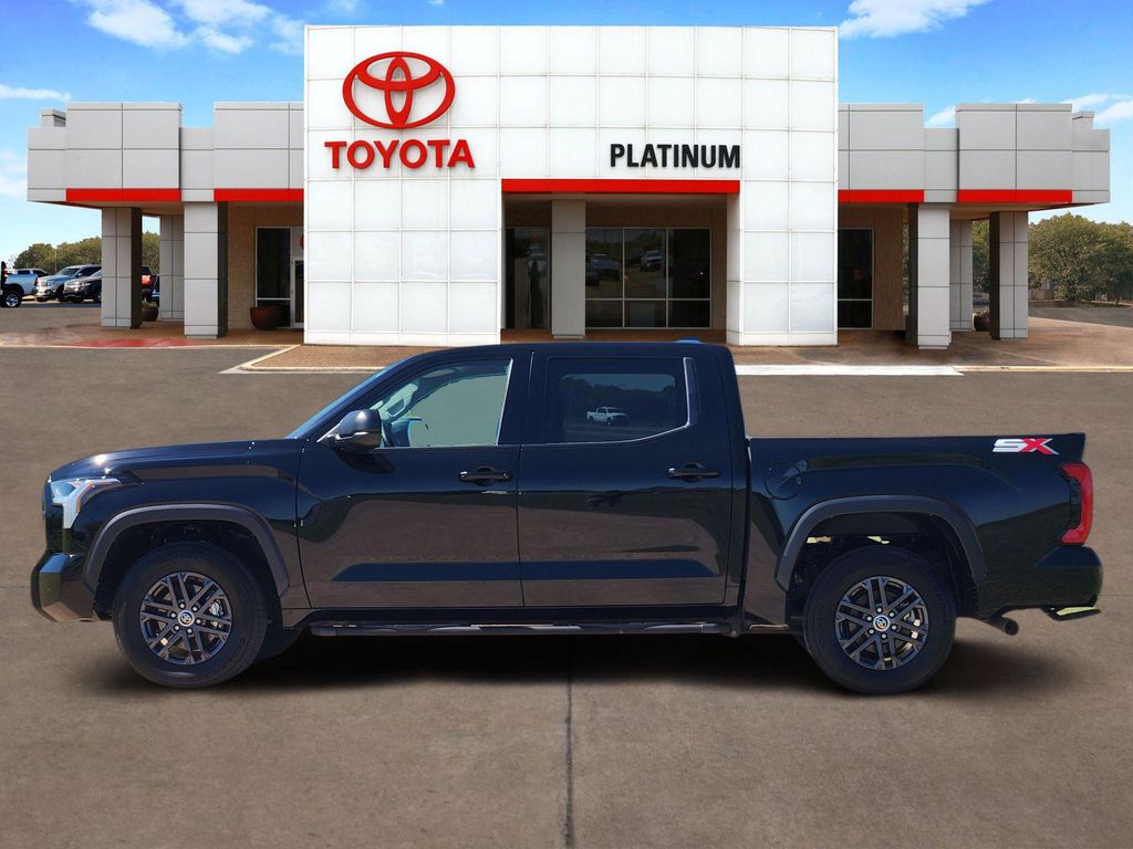 TOYOTA TUNDRA - 3