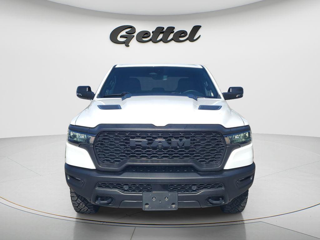 2025 RAM 1500 REBEL 照片 2